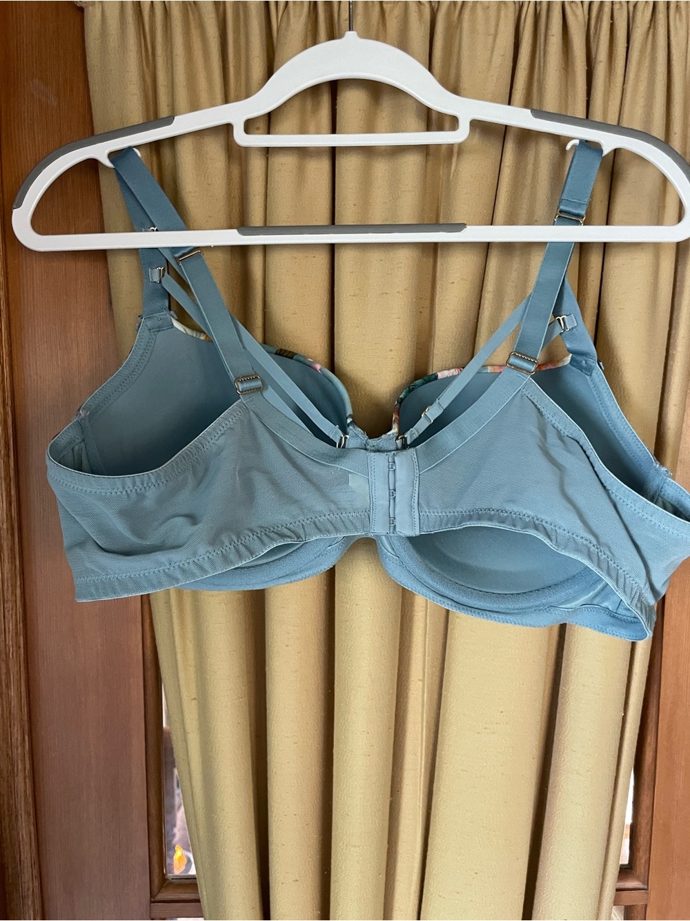 Cacique 42C Sexy Floral Lace Underwire Bra in Teal and Pink - Picture 8 of 10
